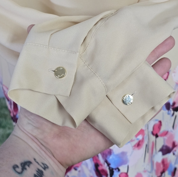 ANNE KLEIN | LOOSE FIT KNEE LENGTH FLORAL SHIRT DRESS - Picture 12 of 16